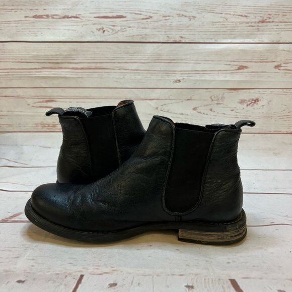 Sneaky Steve Black Leather Ankle Booties Sz 6 - Picture 6 of 12